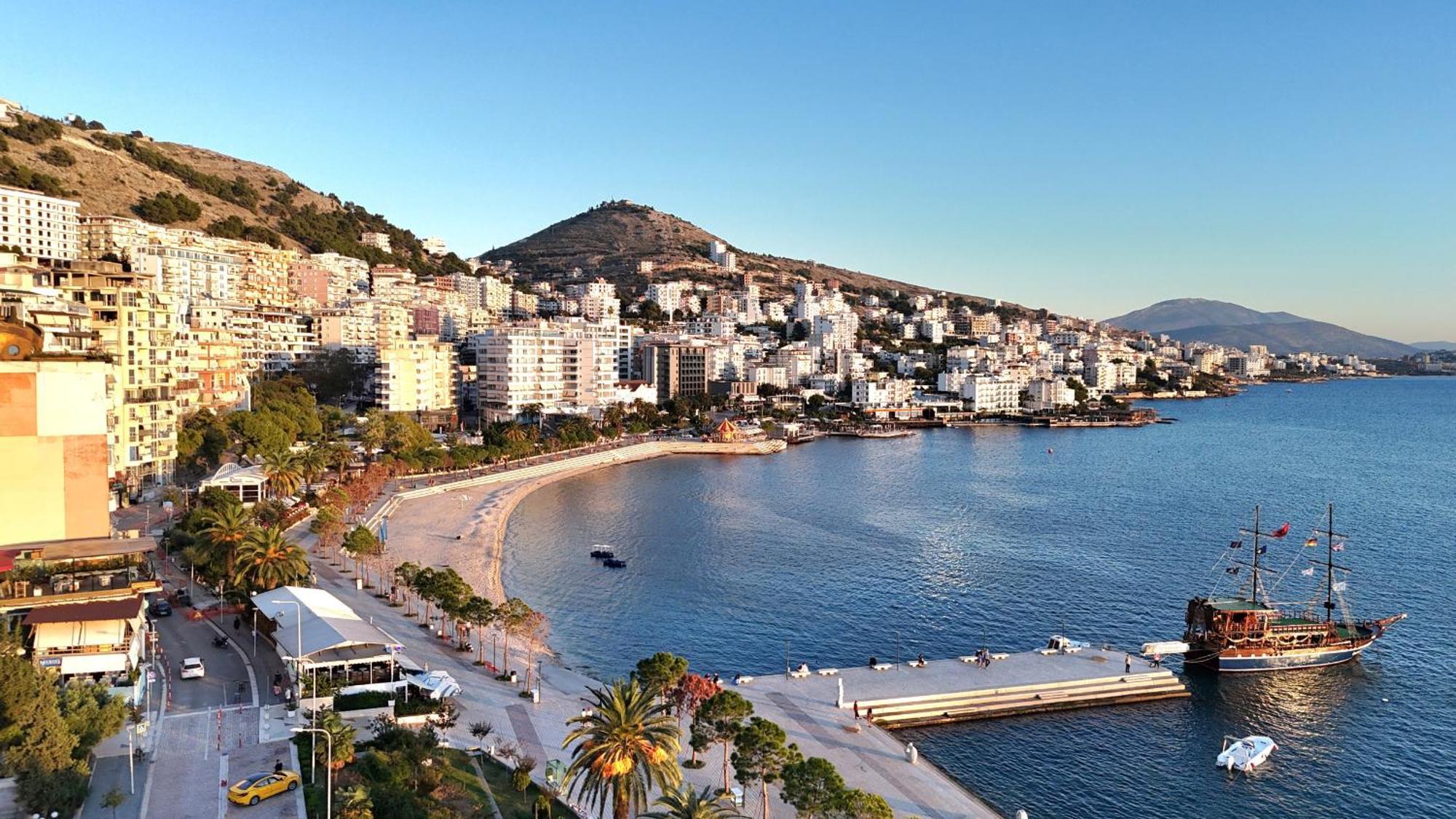 Andi Apartment Sarande Exterior photo